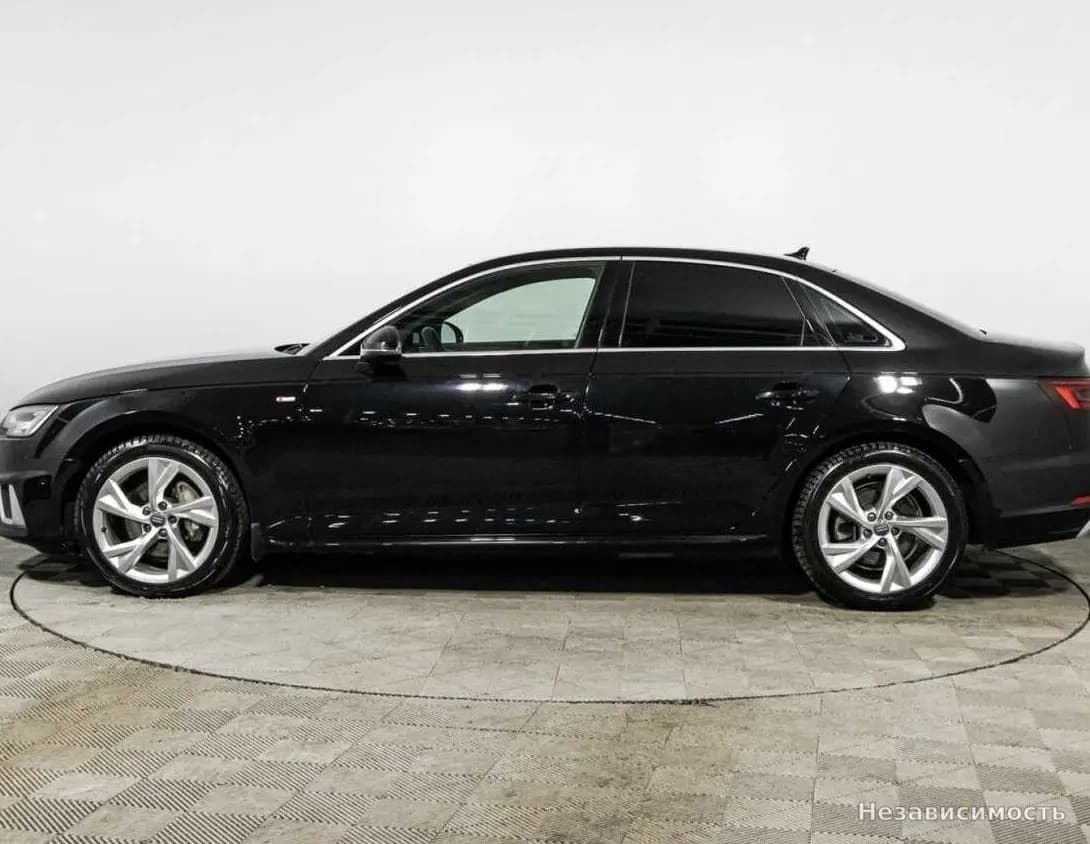 Audi A4 2018 с пробегом — фото 8