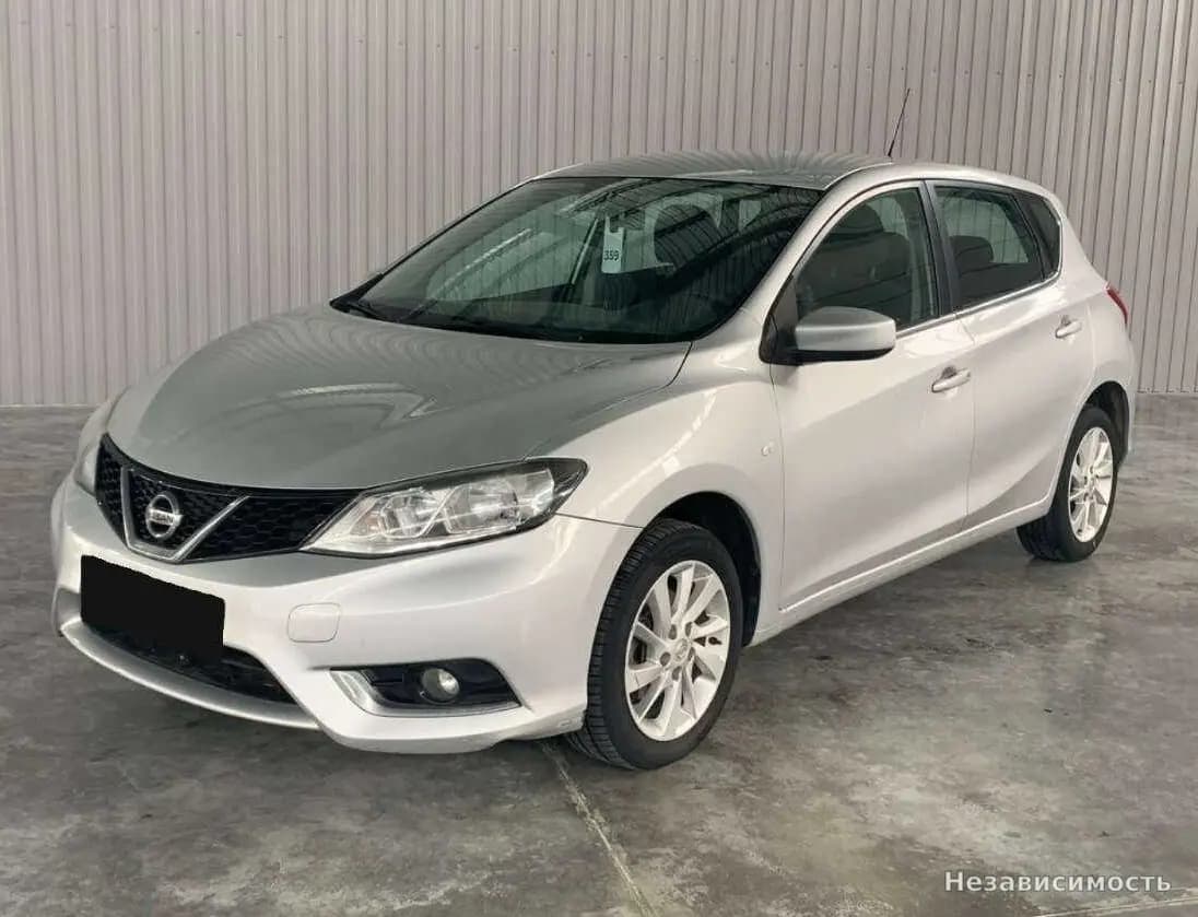 Nissan Tiida, 2015 с пробегом