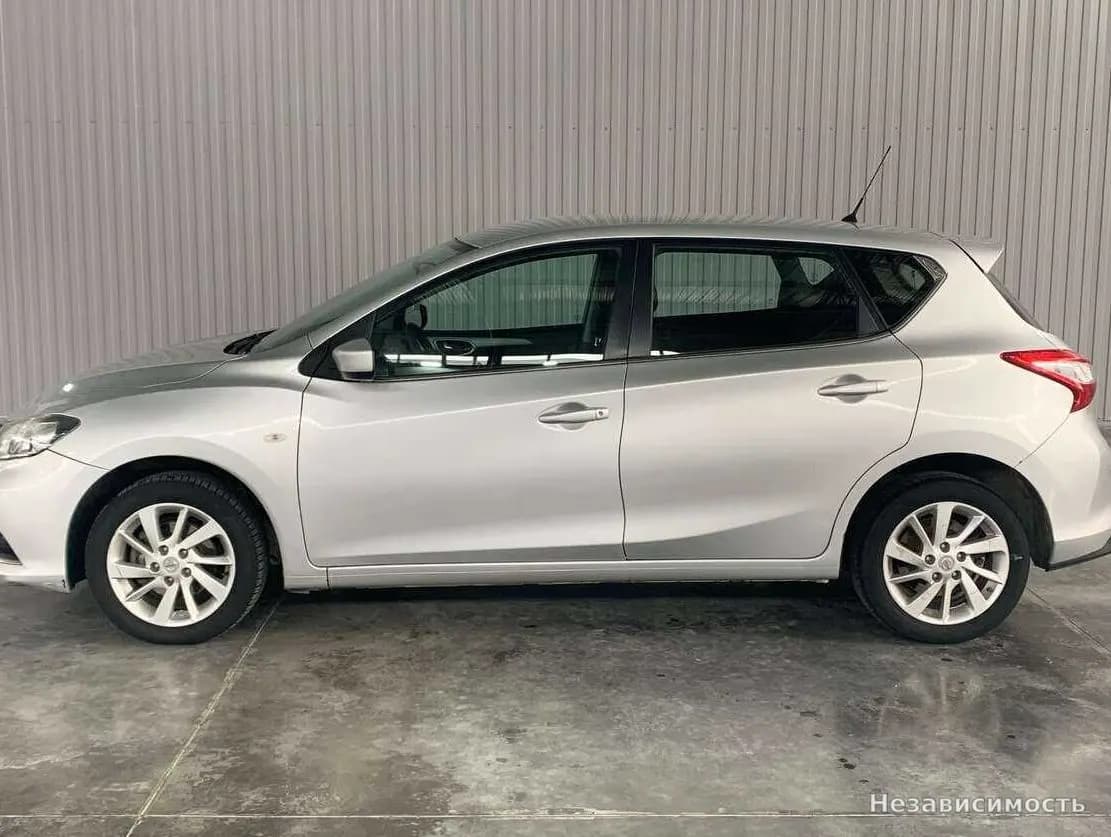 Nissan Tiida 2015 с пробегом — фото 8