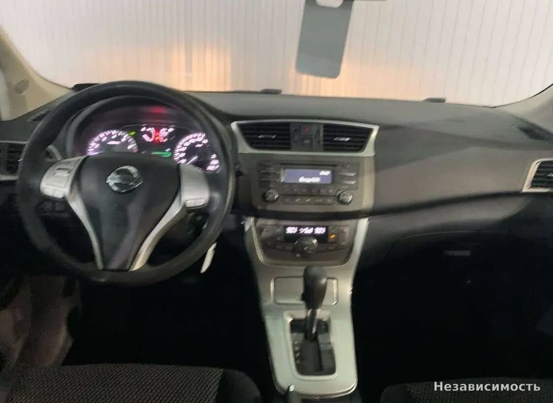Nissan Tiida 2015 с пробегом — фото 9