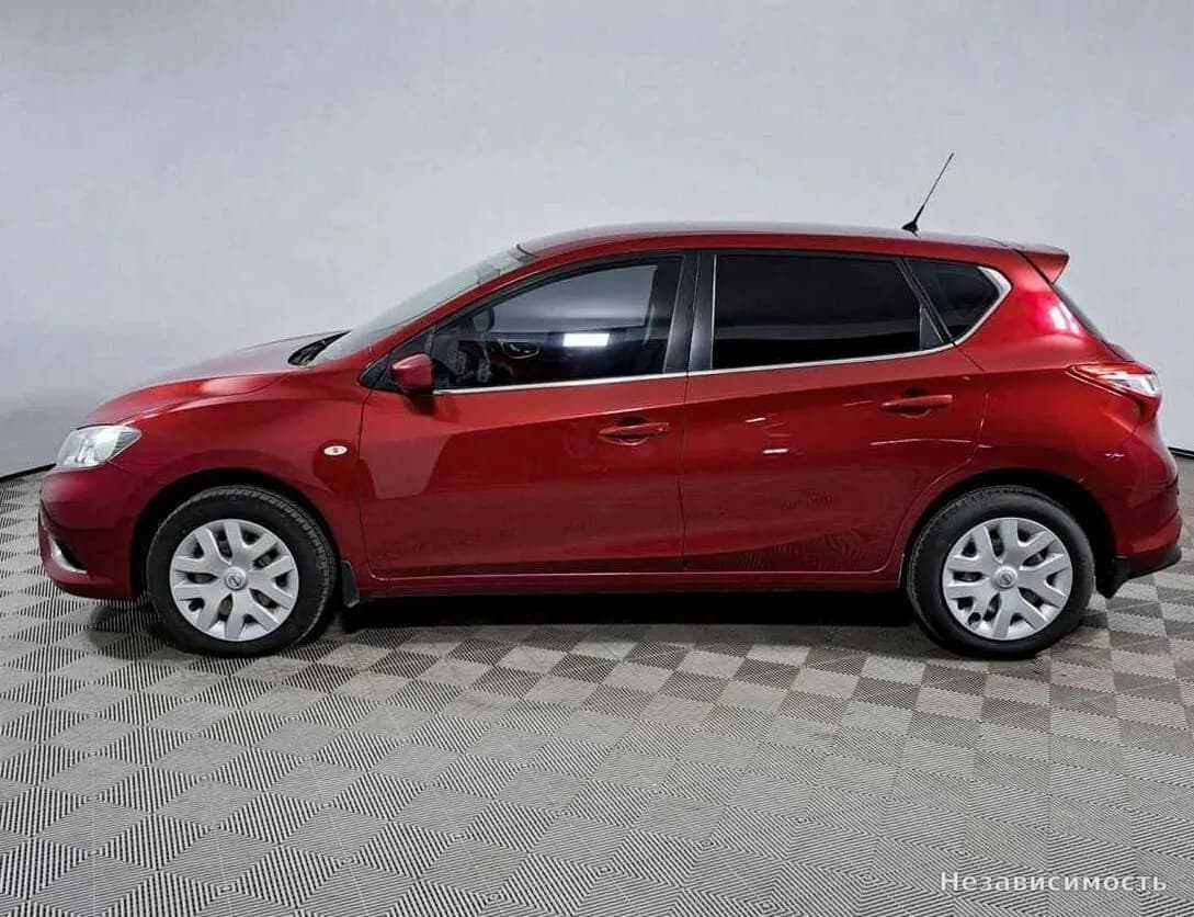 Nissan Tiida 2015 с пробегом — фото 8