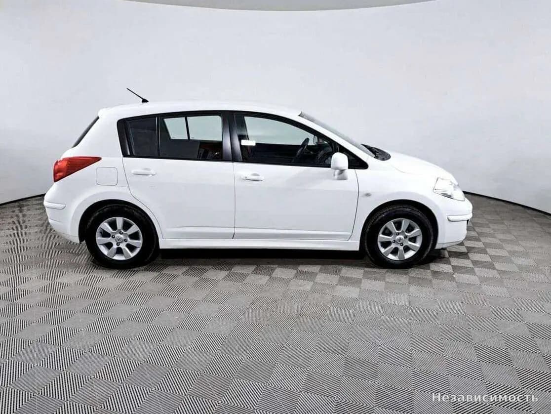 Nissan Tiida 2012 с пробегом — фото 4