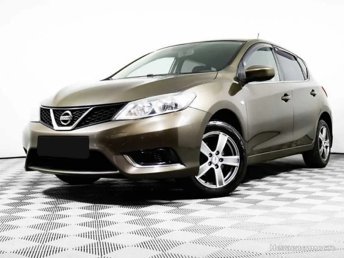Nissan Tiida, 2015 с пробегом