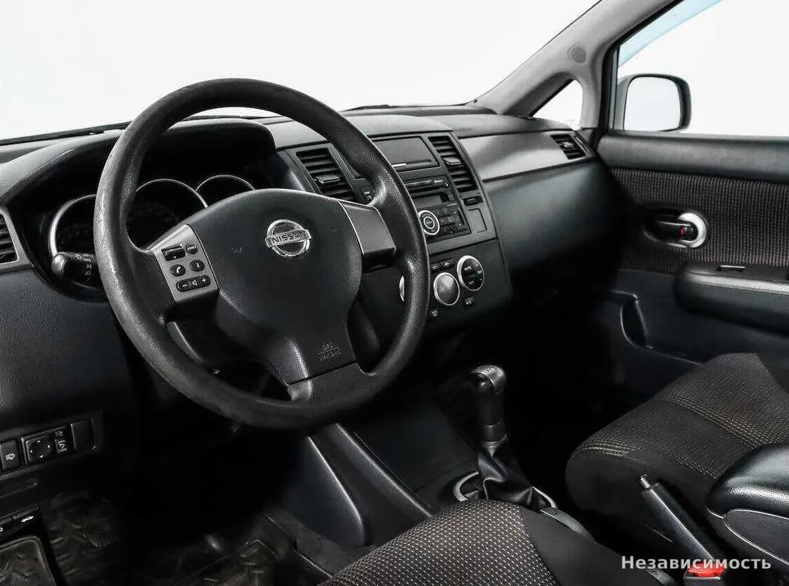 Nissan Tiida 2012 с пробегом — фото 9