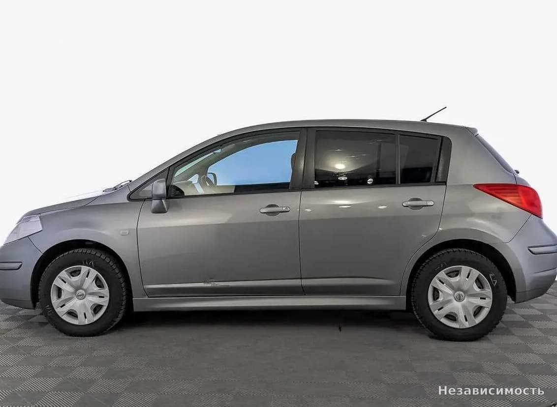 Nissan Tiida 2013 с пробегом — фото 8