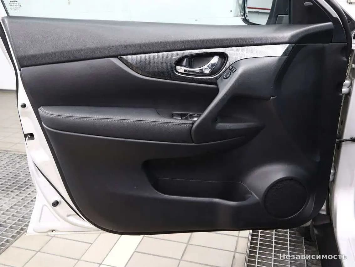 Nissan X-Trail 2015 с пробегом — фото 8