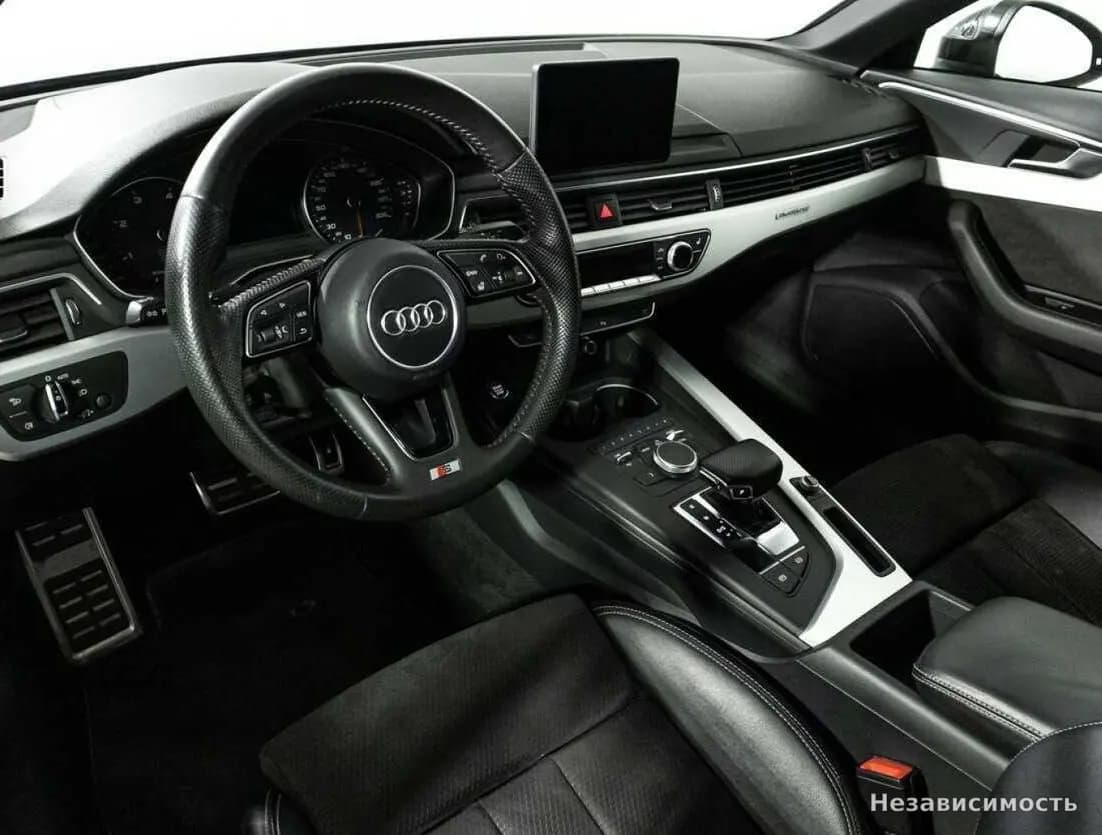 Audi A4 2017 с пробегом — фото 10