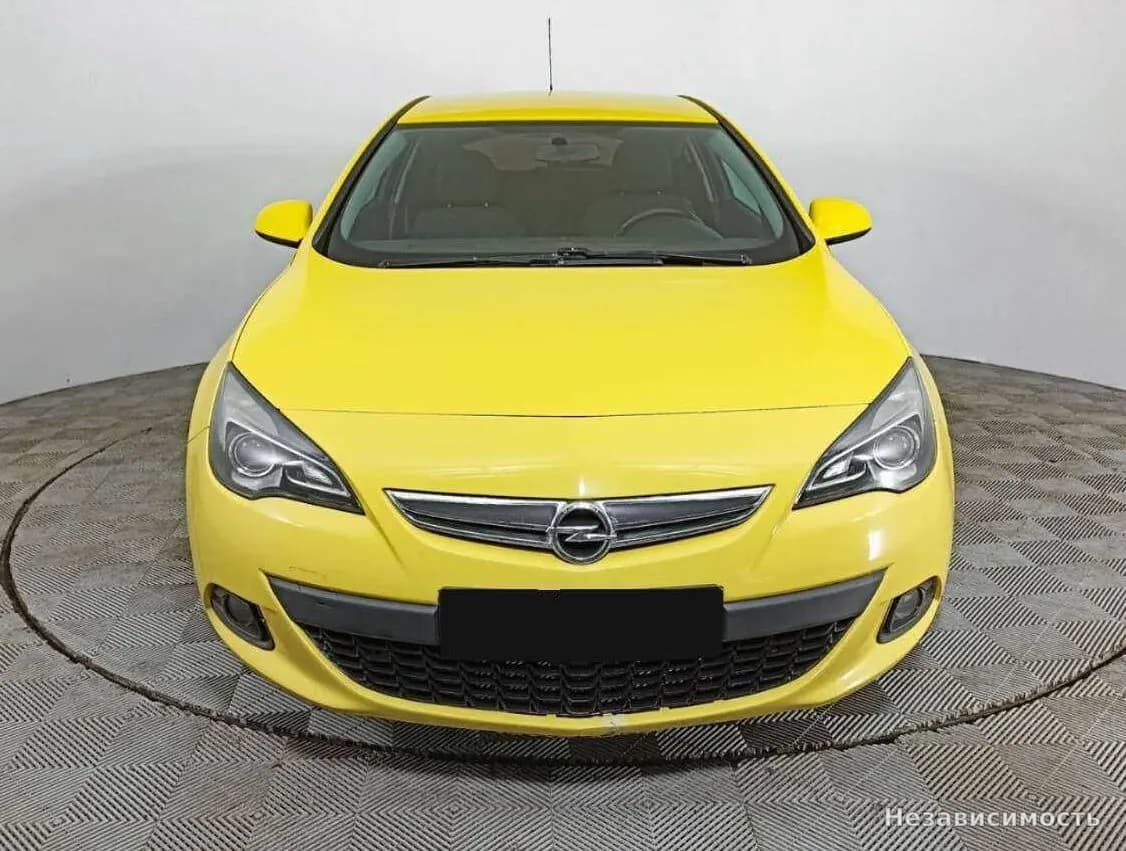 Opel Astra 2014 с пробегом — фото 2