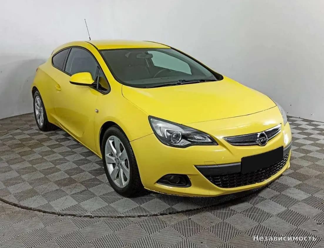 Opel Astra 2014 с пробегом — фото 3