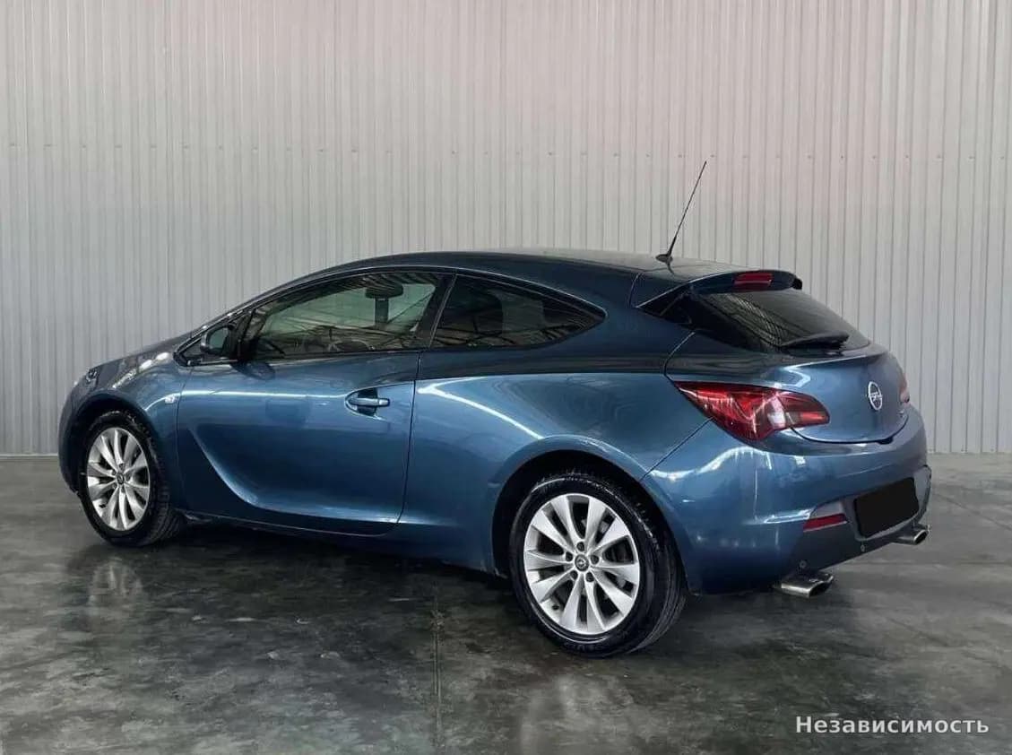 Opel Astra 2014 с пробегом — фото 7