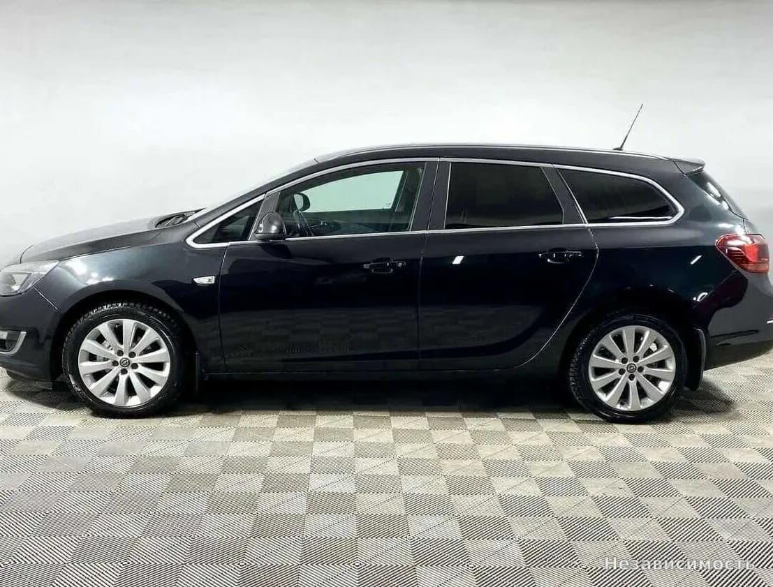 Opel Astra 2013 с пробегом — фото 8
