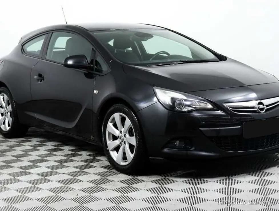Opel Astra 2012 с пробегом — фото 3