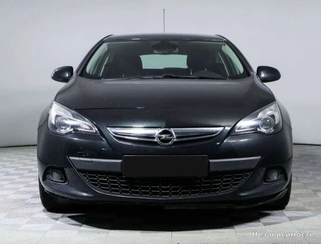 Opel Astra 2014 с пробегом — фото 2