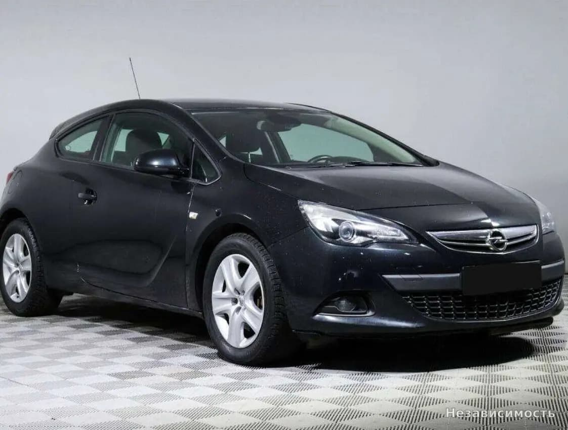Opel Astra 2014 с пробегом — фото 3