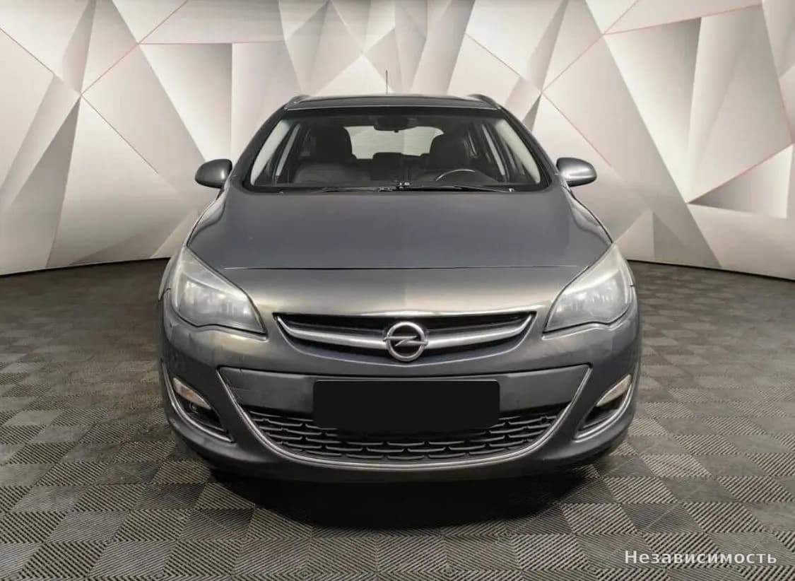 Opel Astra 2014 с пробегом — фото 7