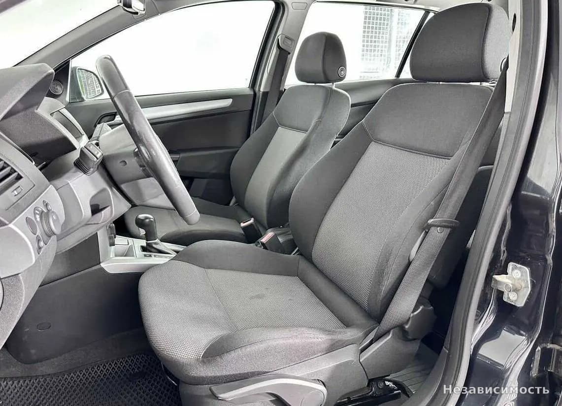 Opel Astra 2014 с пробегом — фото 6