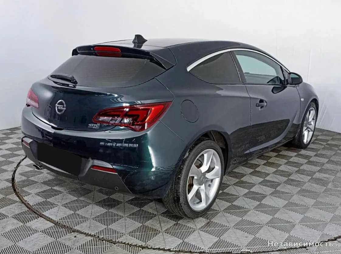 Opel Astra 2014 с пробегом — фото 5