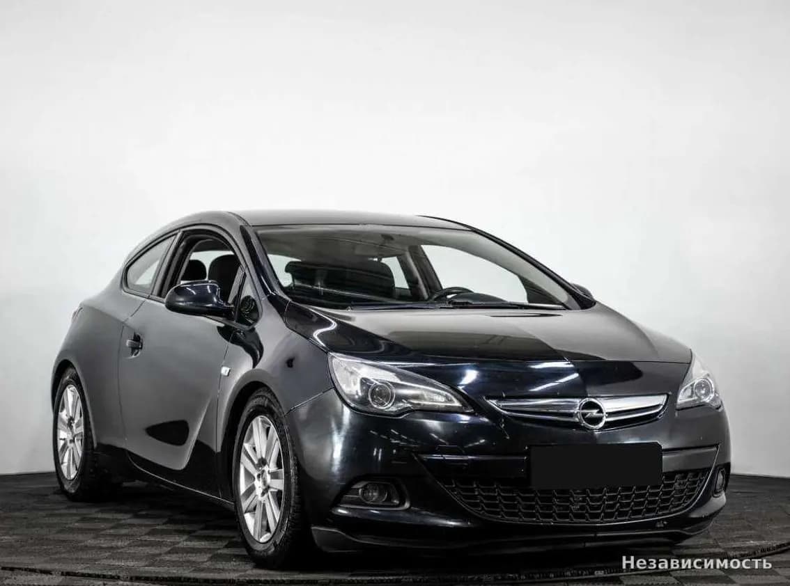 Opel Astra 2013 с пробегом — фото 3