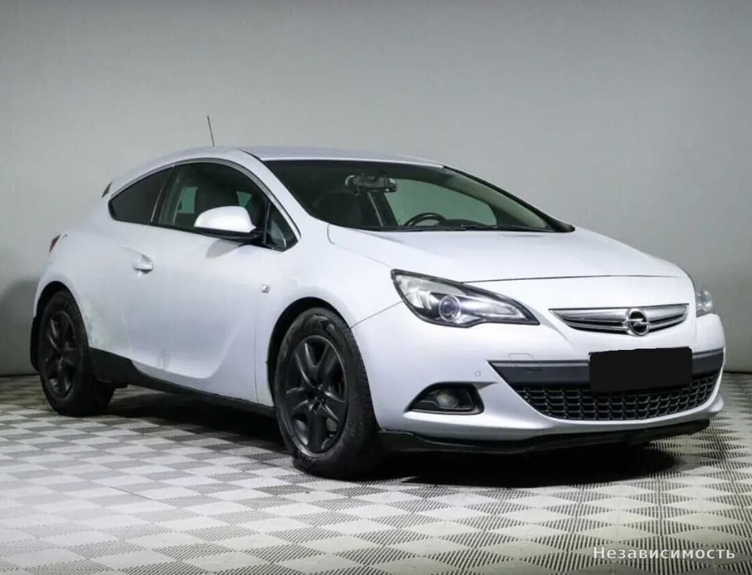 Opel Astra 2013 с пробегом — фото 3