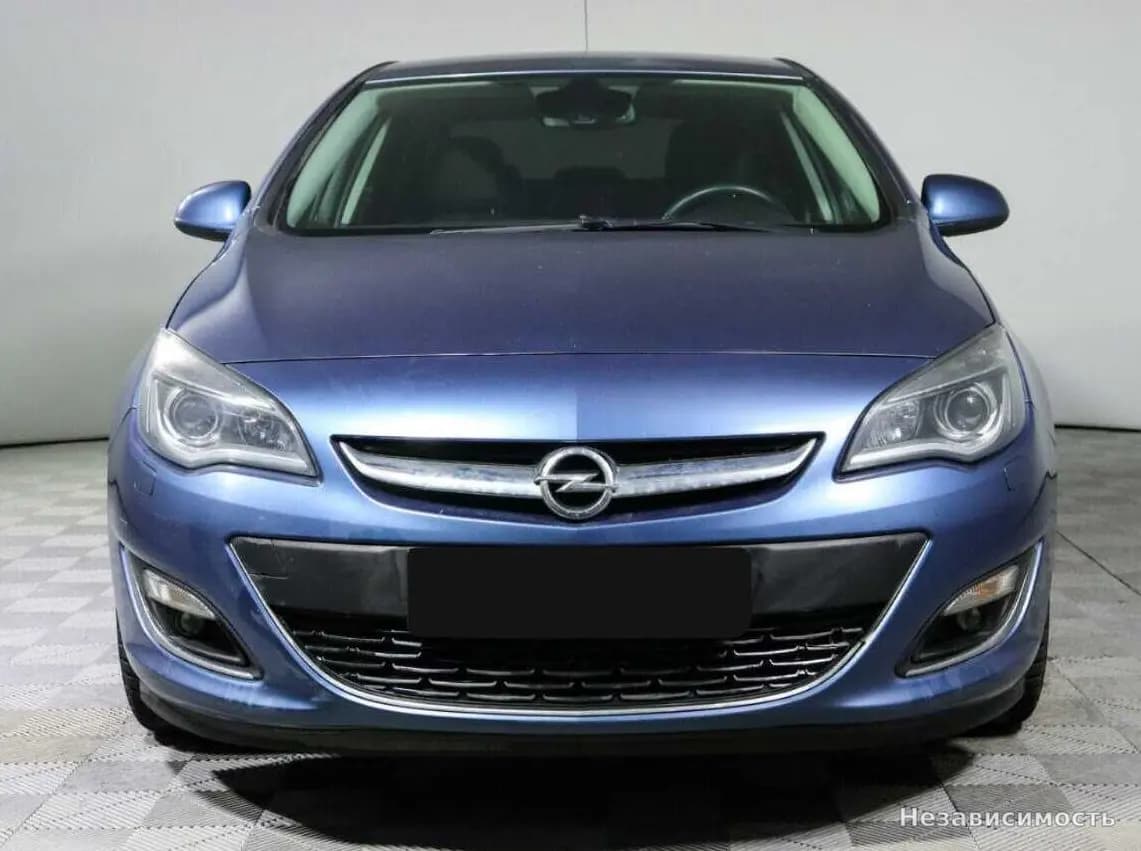 Opel Astra 2014 с пробегом — фото 2