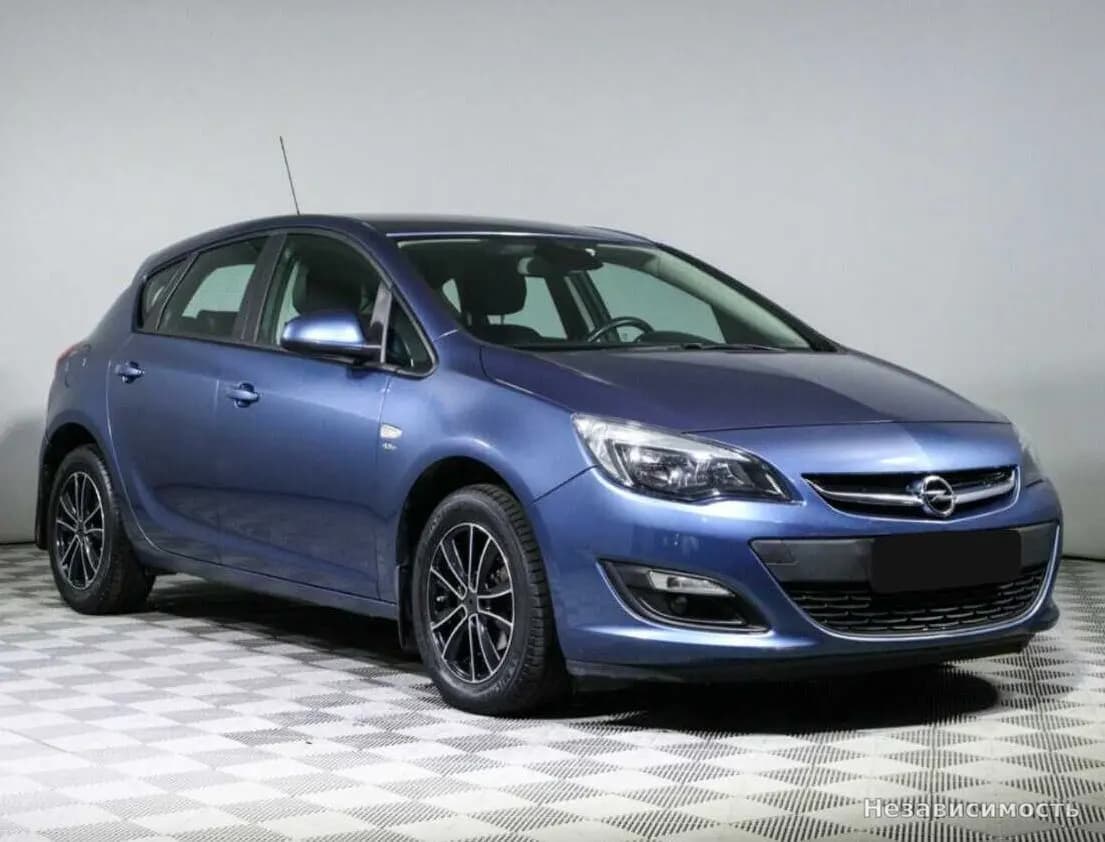 Opel Astra 2014 с пробегом — фото 3