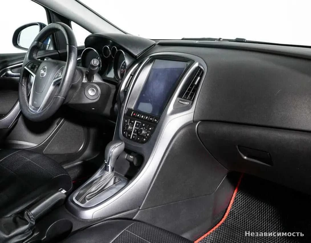 Opel Astra 2014 с пробегом — фото 9