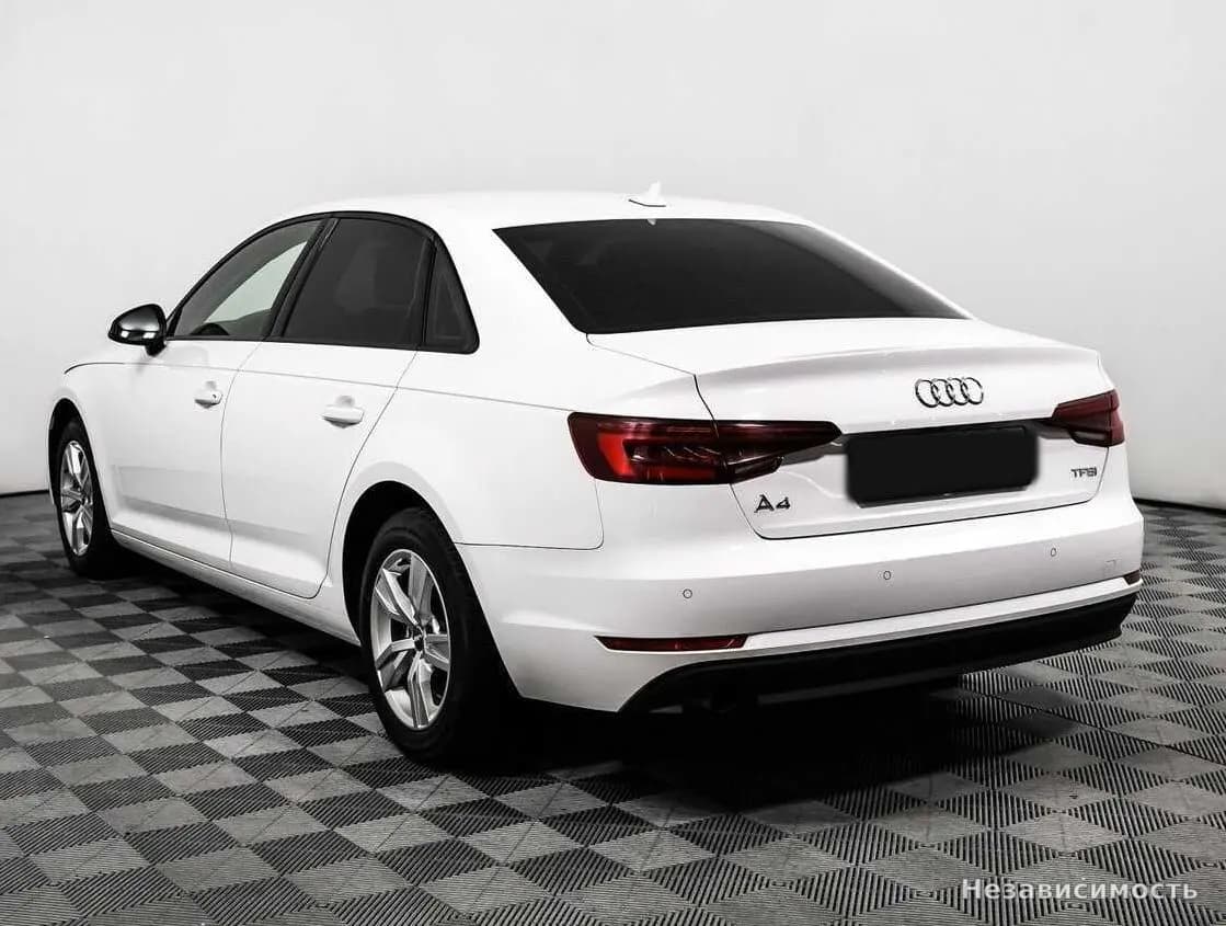 Audi A4 2018 с пробегом — фото 7