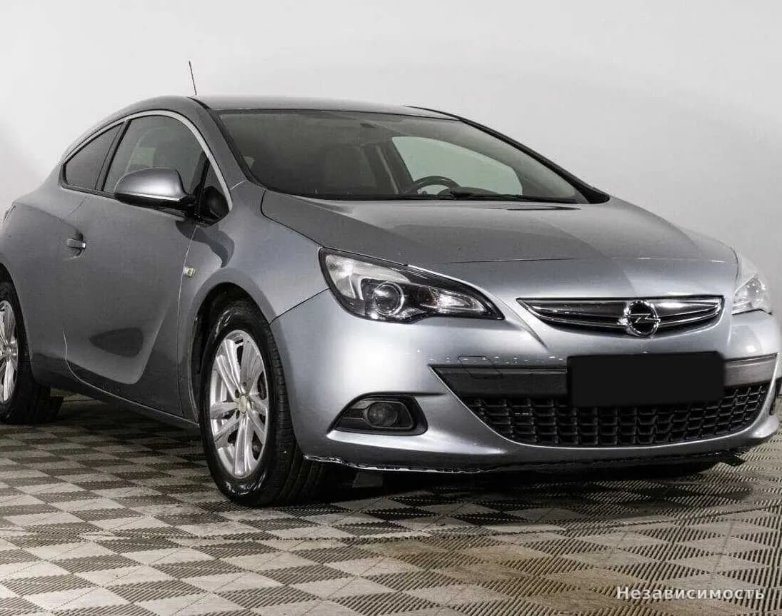 Opel Astra 2013 с пробегом — фото 3