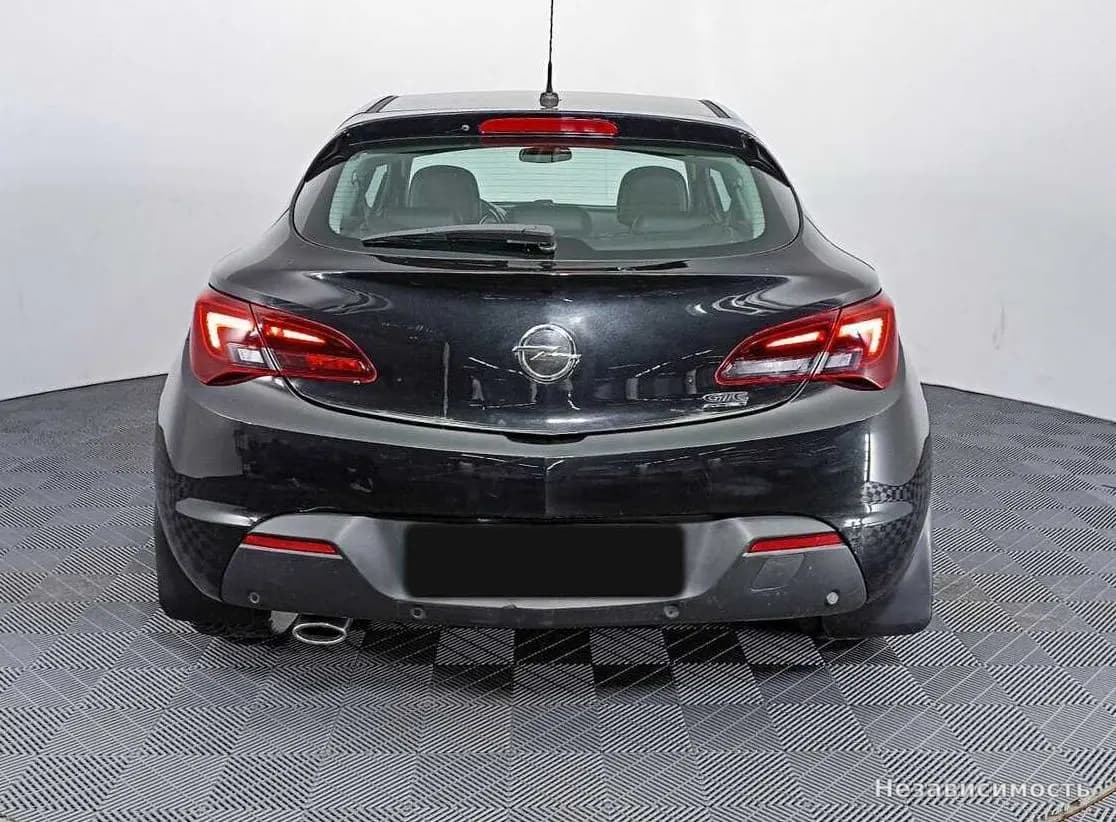 Opel Astra 2014 с пробегом — фото 6