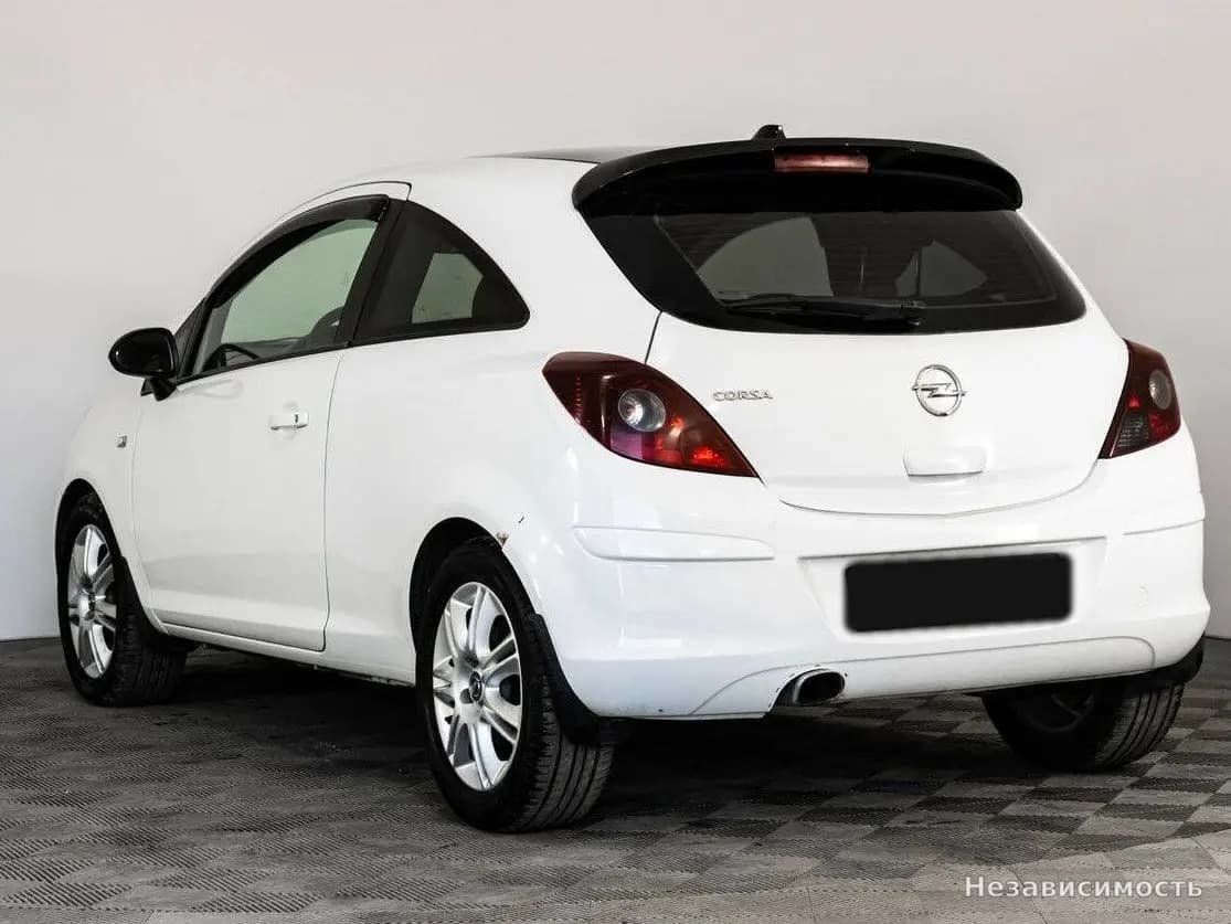 Opel Corsa 2013 с пробегом — фото 6