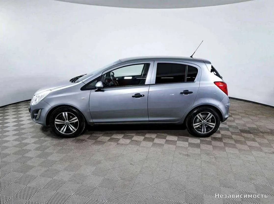 Opel Corsa 2012 с пробегом — фото 8