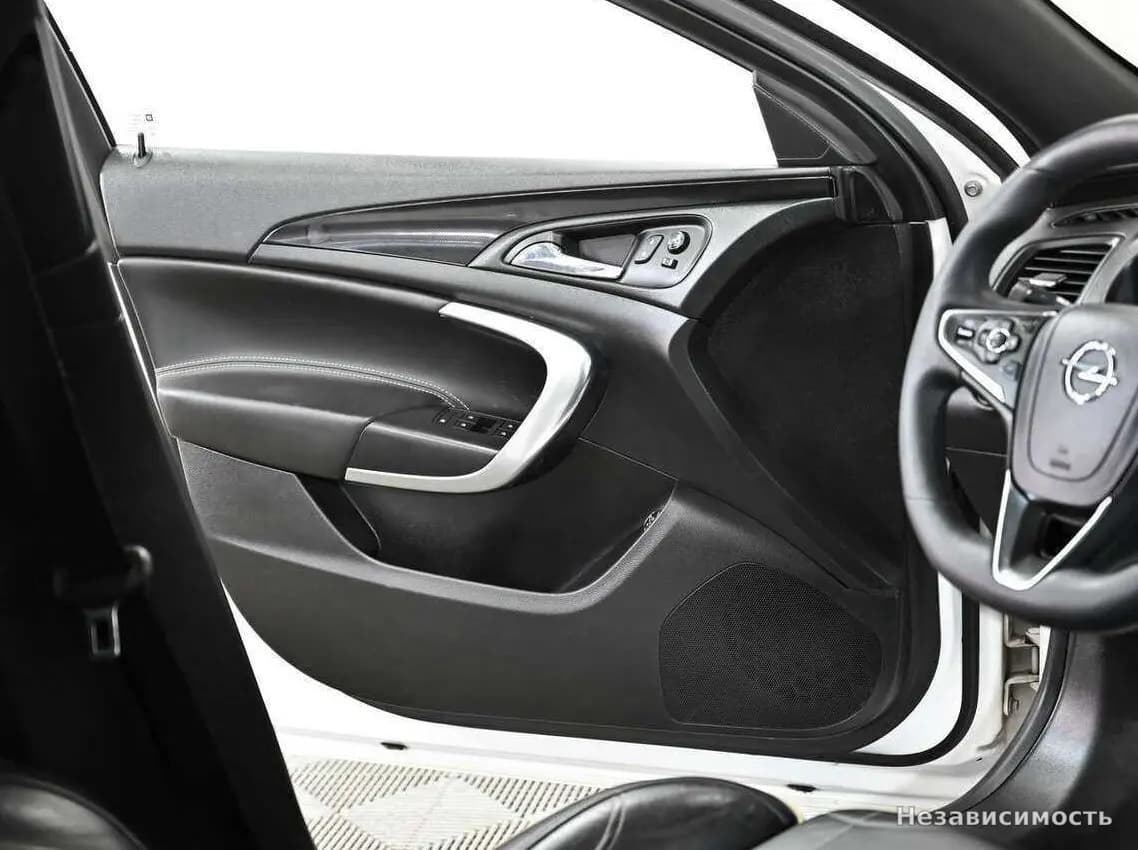 Opel Insignia 2014 с пробегом — фото 10