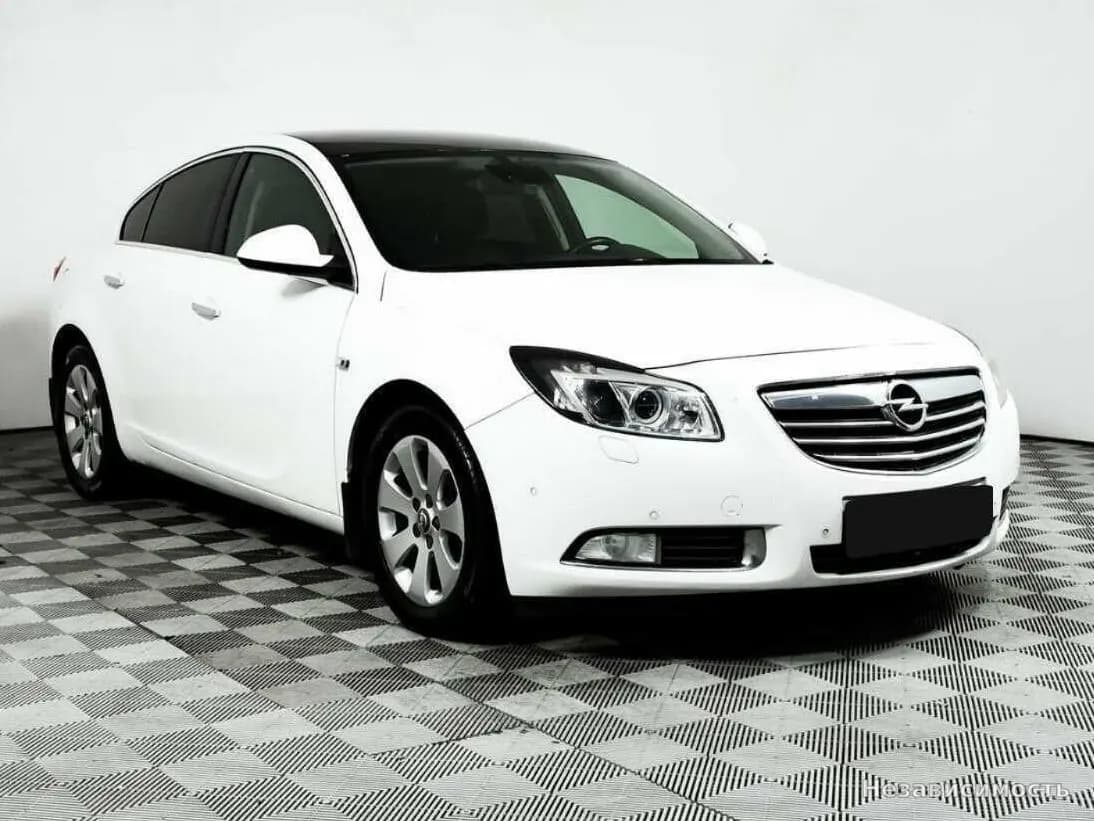 Opel Insignia 2012 с пробегом — фото 3