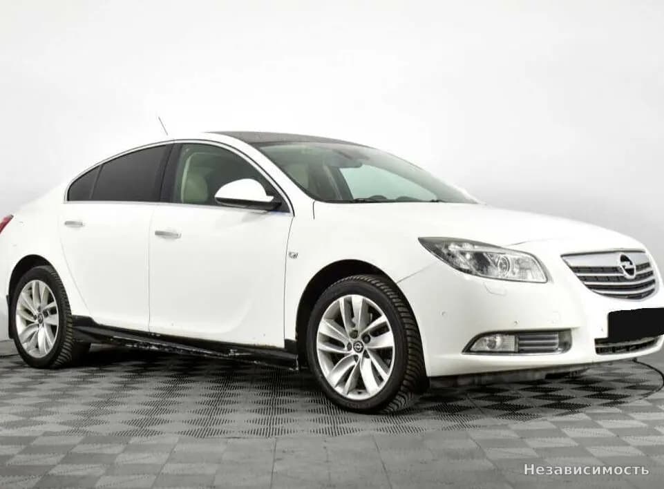 Opel Insignia 2012 с пробегом — фото 3