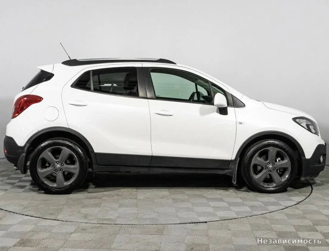 Opel Mokka 2012 с пробегом — фото 4