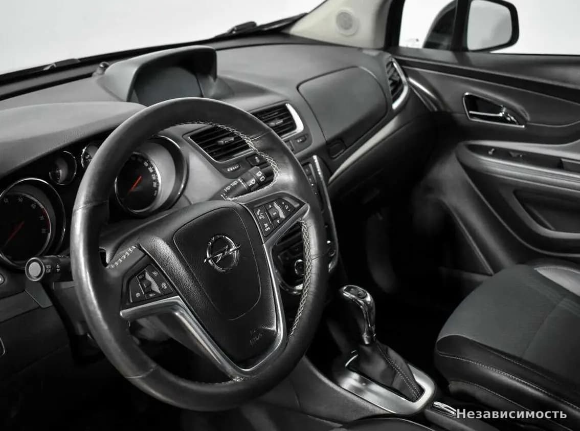 Opel Mokka 2014 с пробегом — фото 9