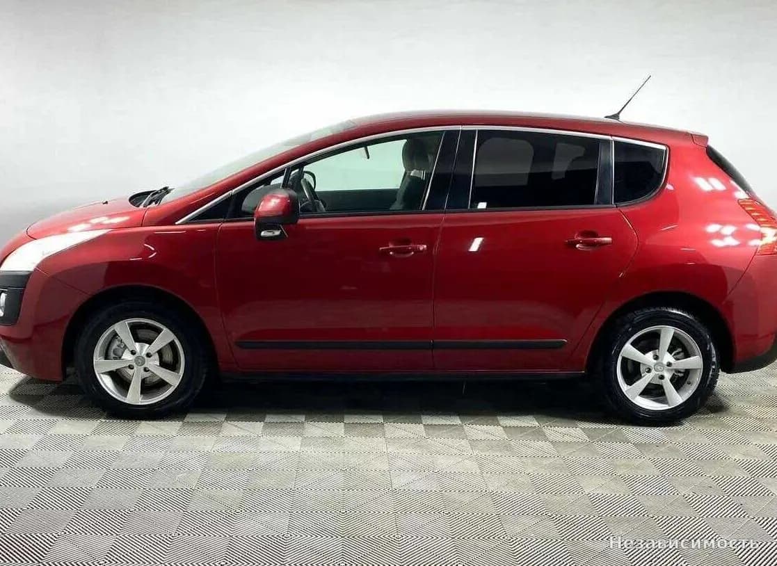 Peugeot 3008 2012 с пробегом — фото 7