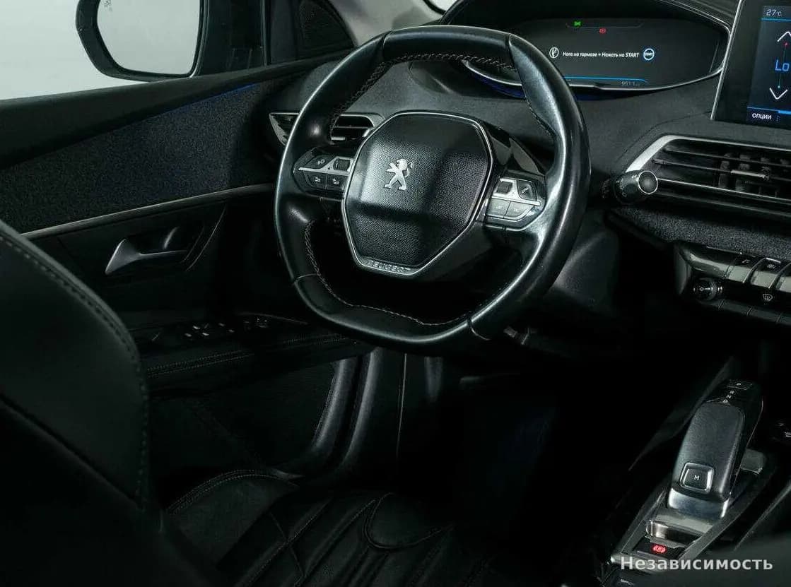 Peugeot 3008 2018 с пробегом — фото 9