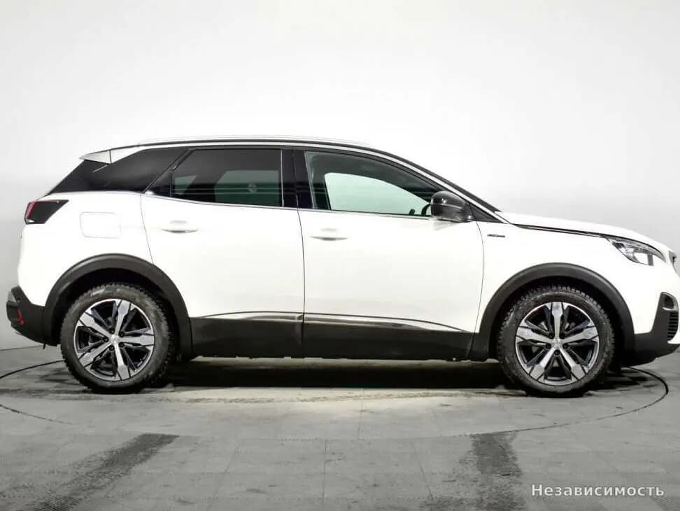 Peugeot 3008 2018 с пробегом — фото 4