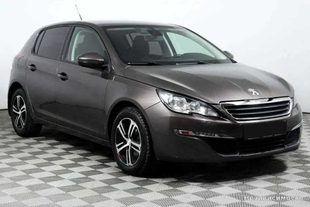 Peugeot 308 2014 с пробегом — фото 3