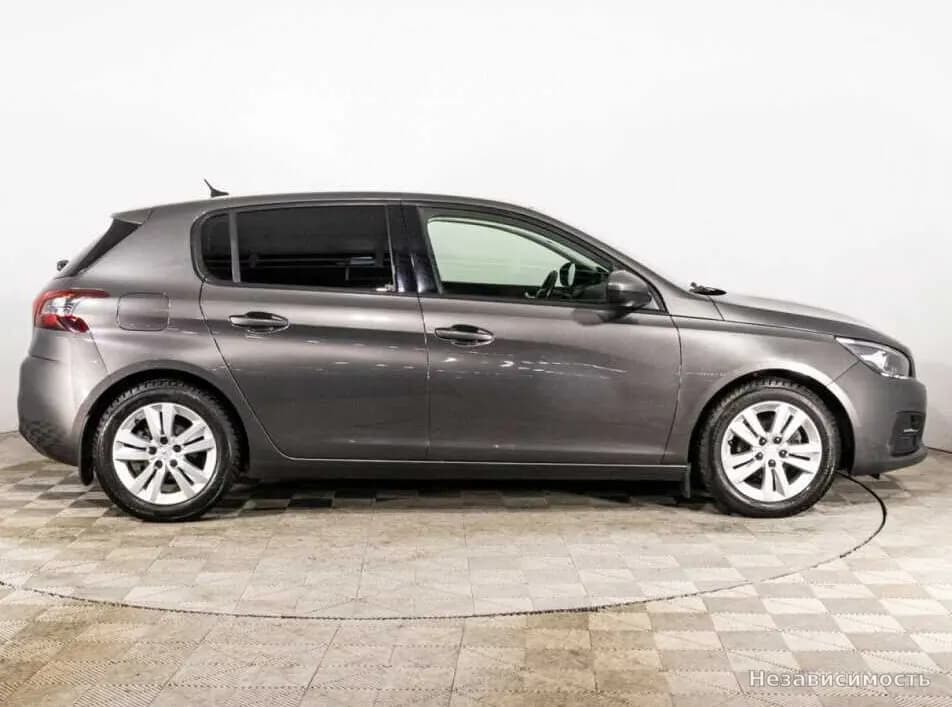 Peugeot 308 2018 с пробегом — фото 4