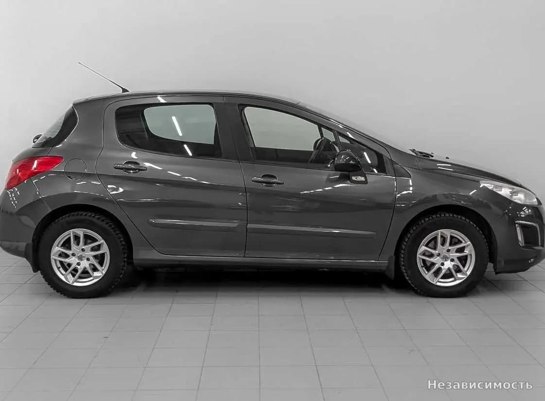 Peugeot 308 2012 с пробегом — фото 4