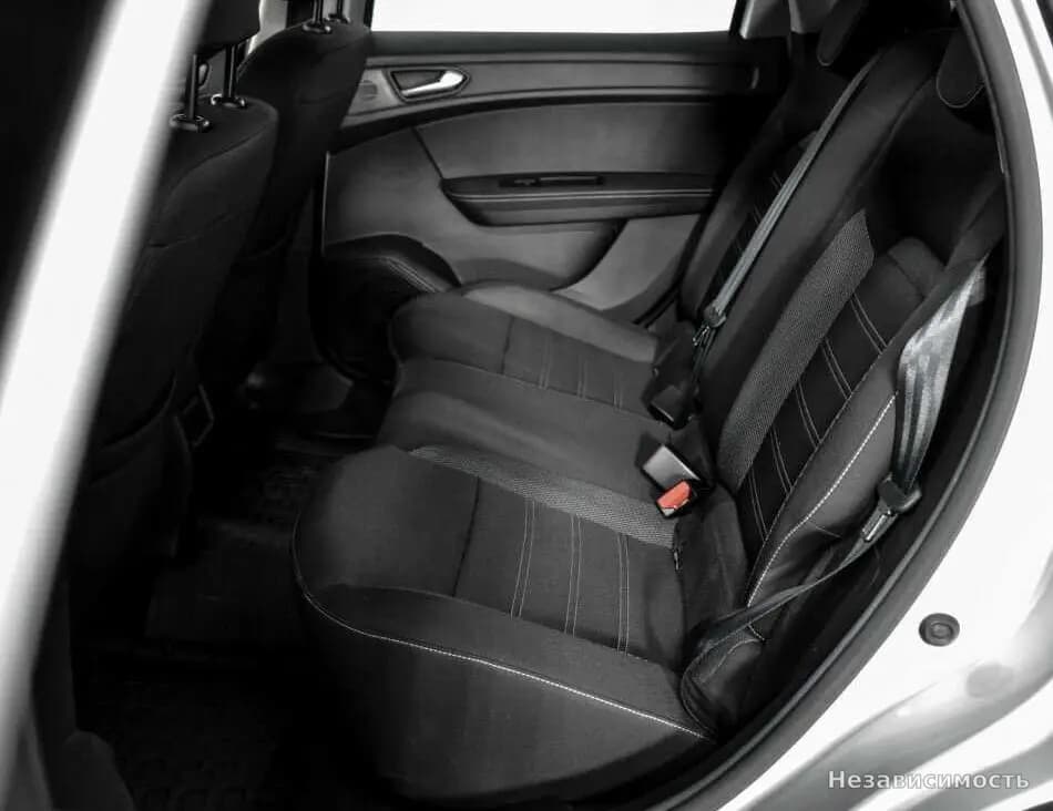 Renault Arkana 2019 с пробегом — фото 10