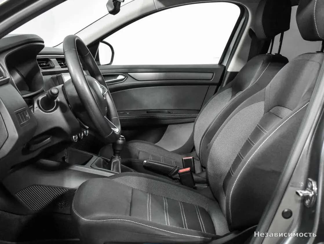 Renault Arkana 2019 с пробегом — фото 10