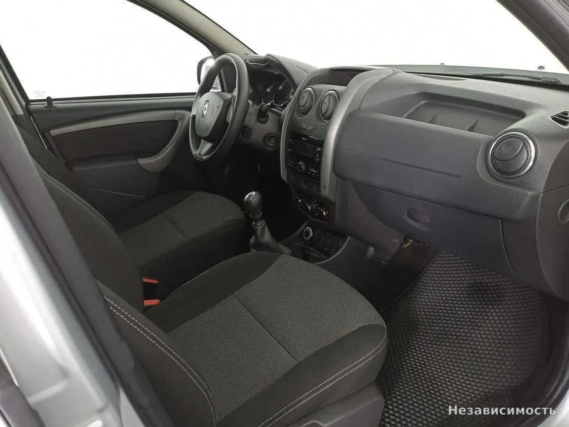 Renault Duster 2017 с пробегом — фото 9