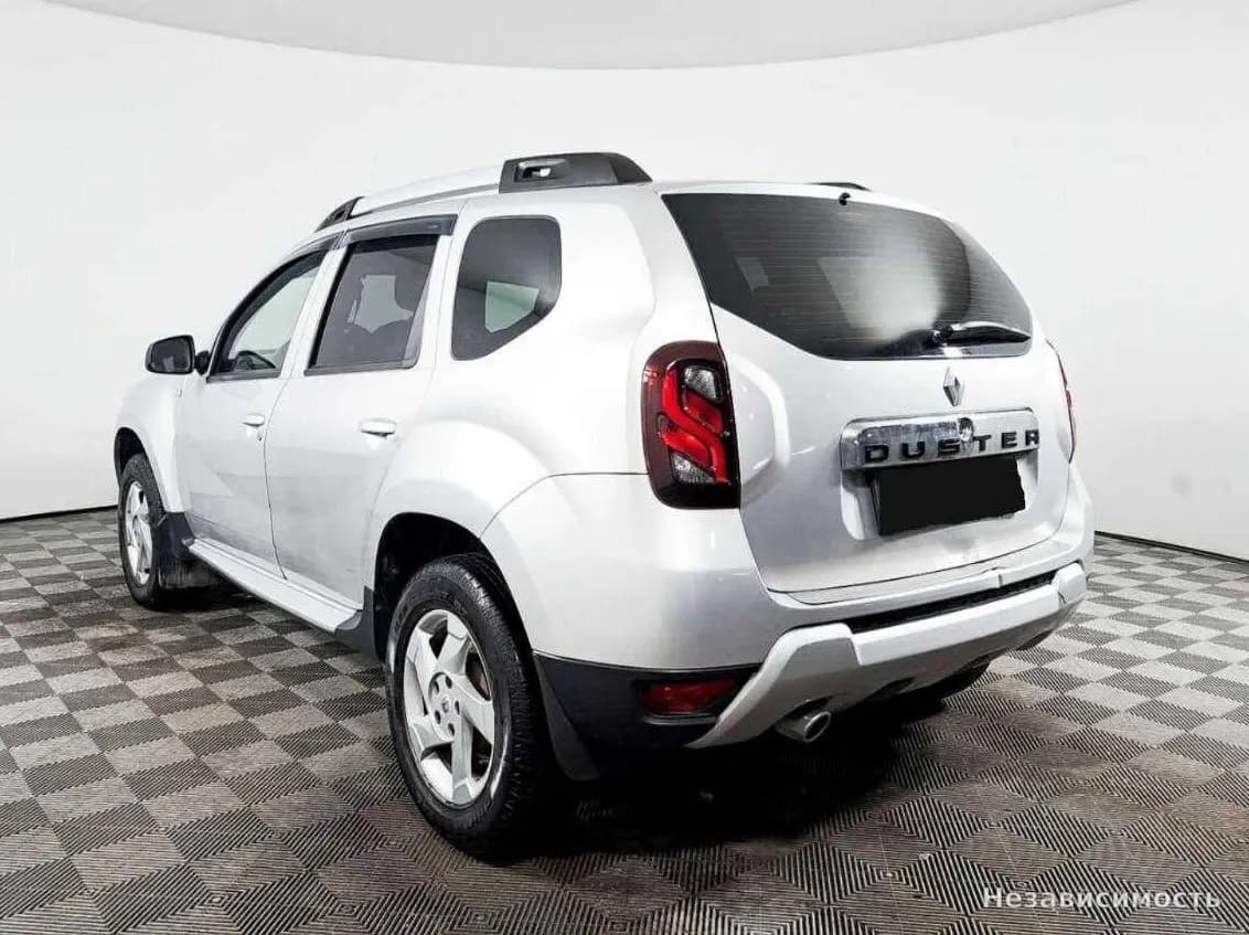 Renault Duster 2016 с пробегом — фото 7