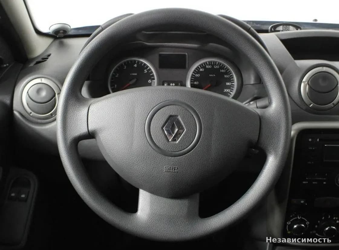 Renault Duster 2015 с пробегом — фото 5