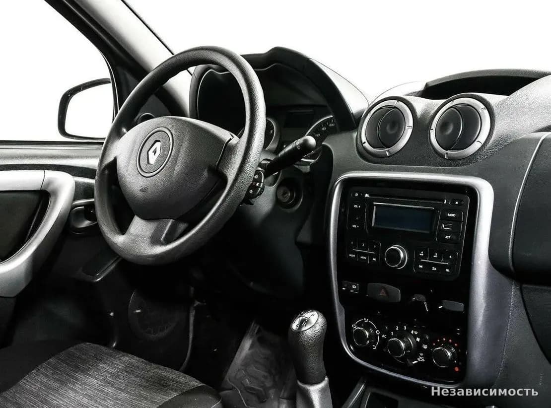 Renault Duster 2013 с пробегом — фото 9