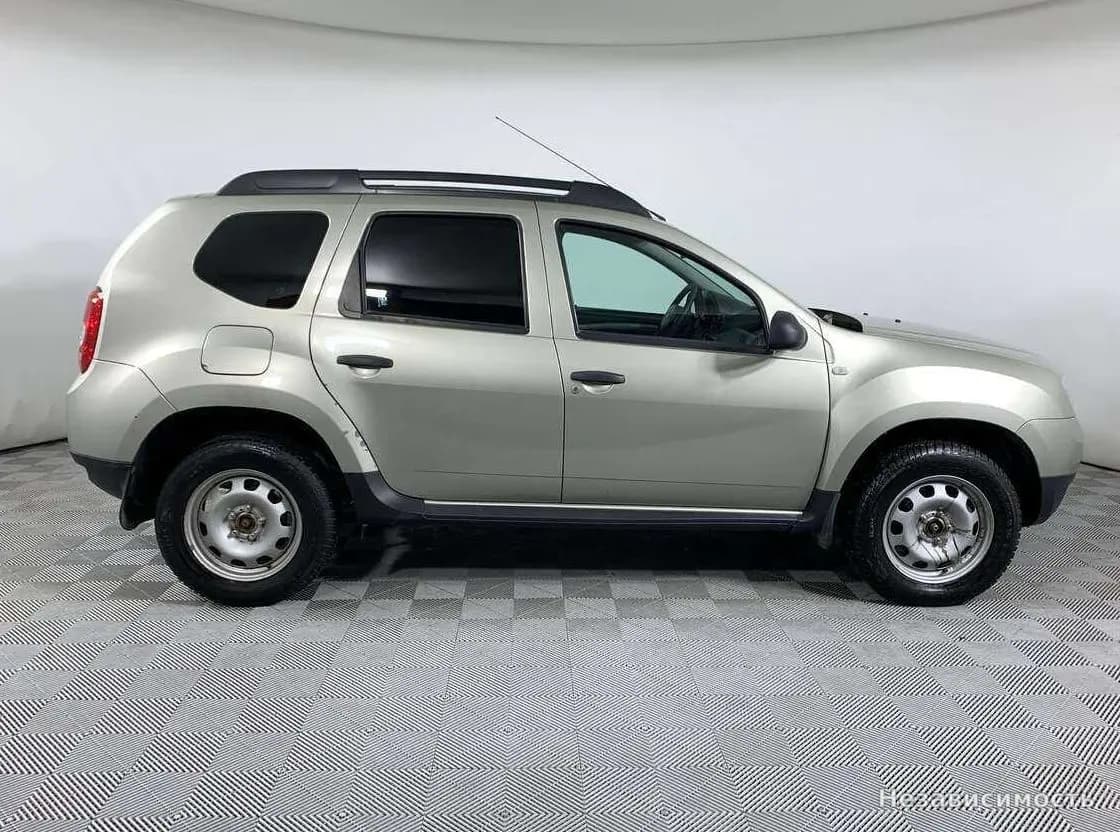 Renault Duster 2014 с пробегом — фото 4