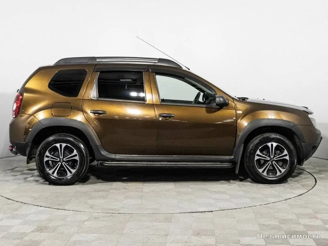 Renault Duster 2014 с пробегом — фото 4